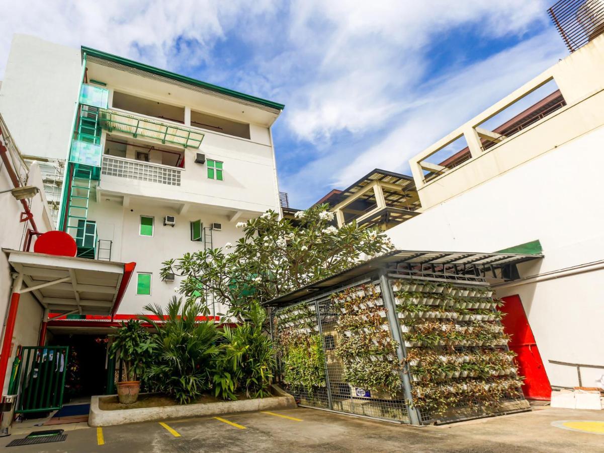 Oyo 842 City Smiles Apartelle San Juan  Ngoại thất bức ảnh