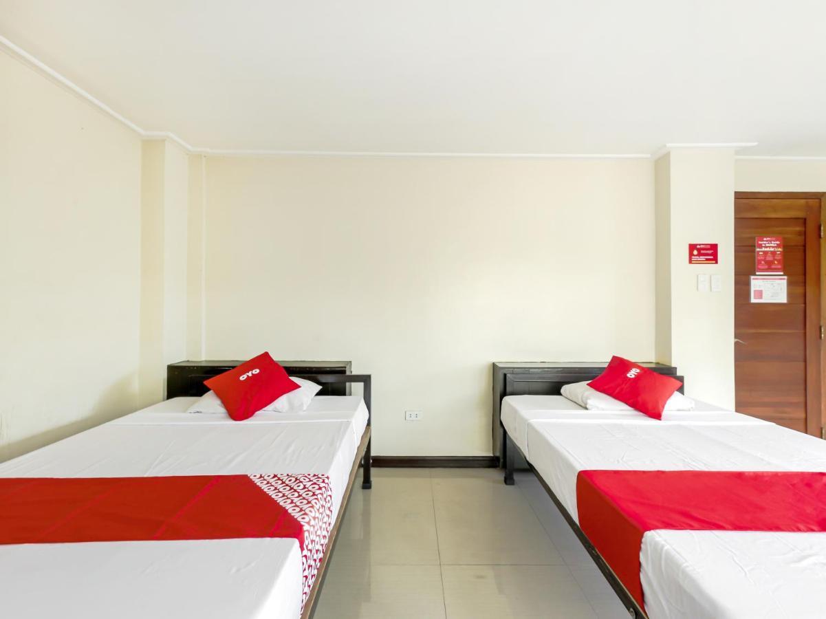 Oyo 842 City Smiles Apartelle San Juan  Ngoại thất bức ảnh