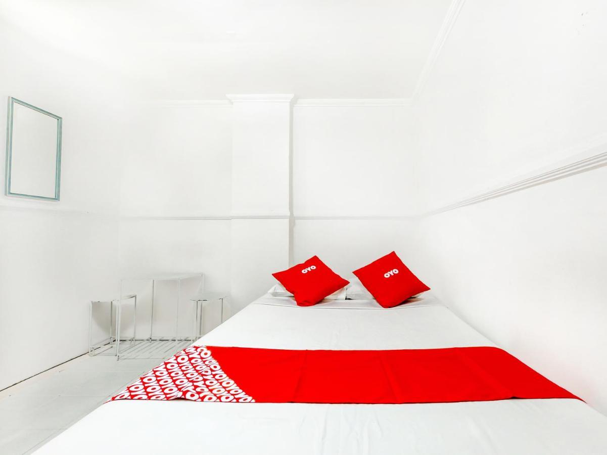 Oyo 842 City Smiles Apartelle San Juan  Ngoại thất bức ảnh
