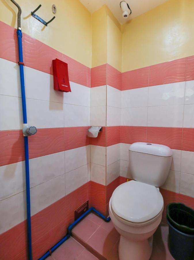 Oyo 842 City Smiles Apartelle San Juan  Ngoại thất bức ảnh