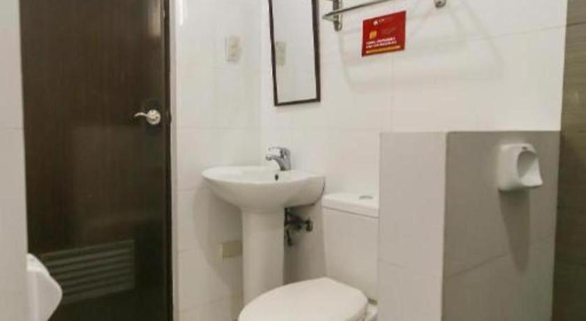 Oyo 842 City Smiles Apartelle San Juan  Ngoại thất bức ảnh